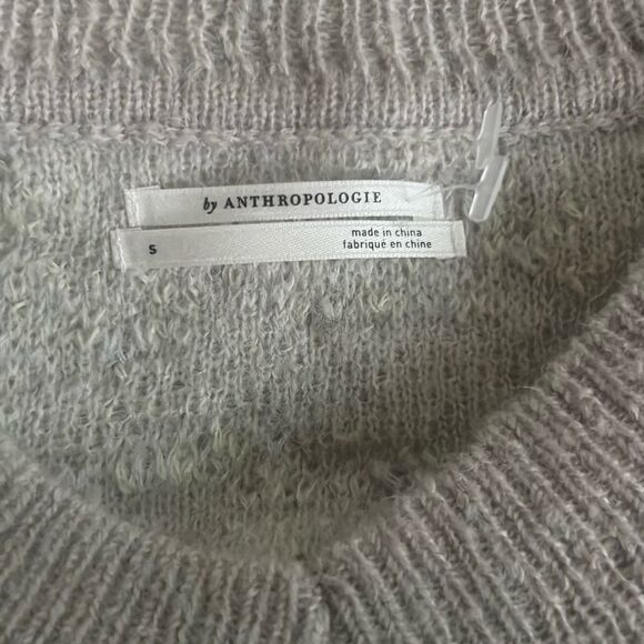 ✨Anthropologie Lucila Beige V-Neck Sz Small Sweater with Yellow Floral Motif✨ - Picture 4 of 6